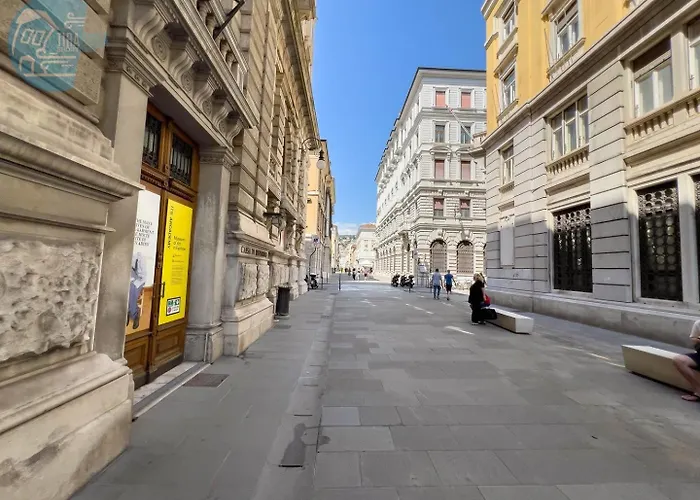 Appartement Cassa Di Risparmio 11 Tirabora Short Rent