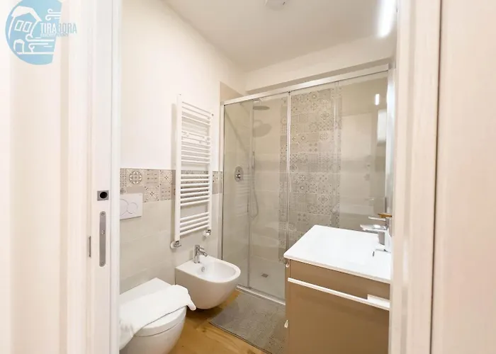 Apartament Cassa Di Risparmio 11 Tirabora Short Rent Triest